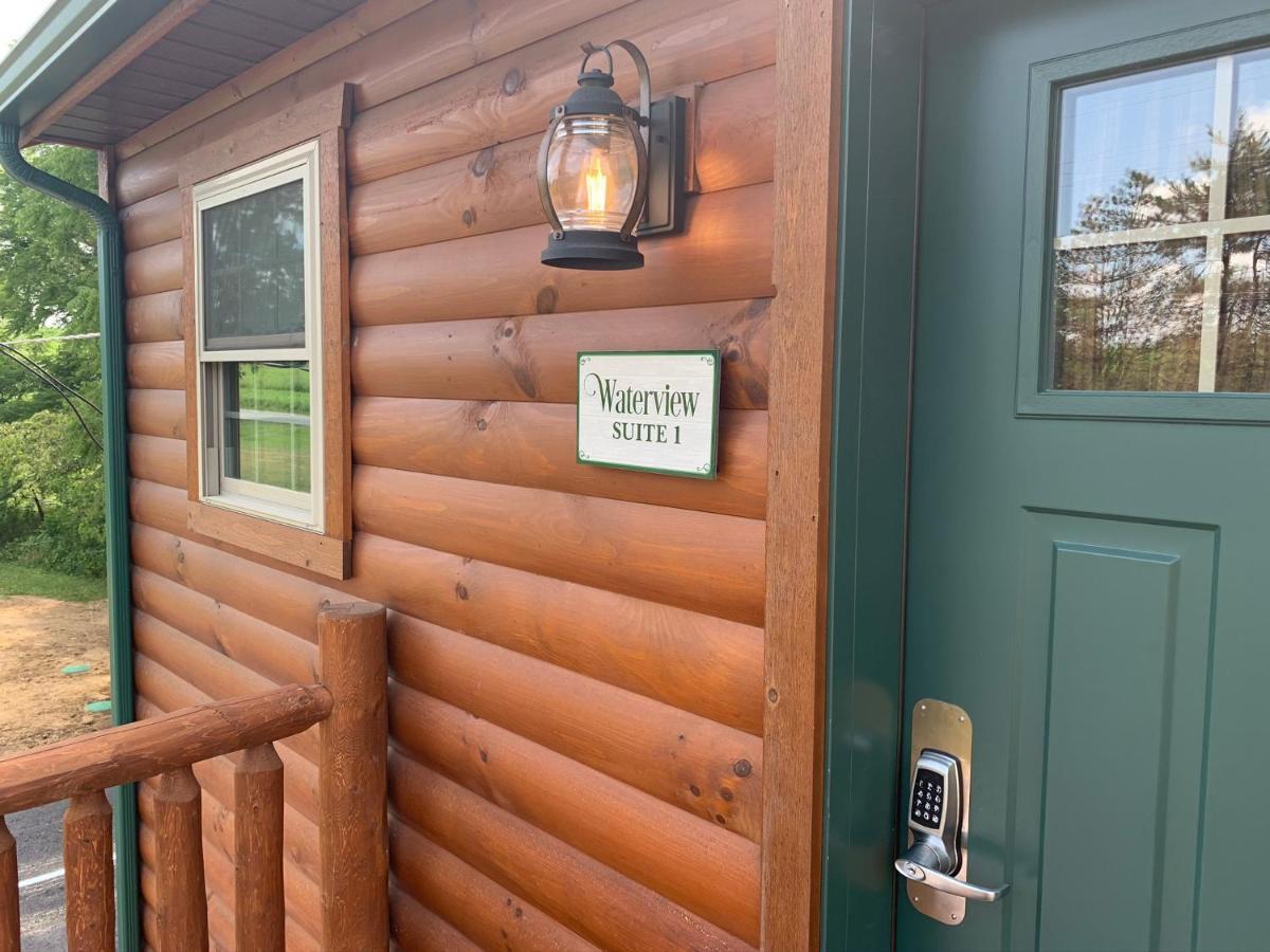 Waterview Lodge By Amish Country Lodging ミラーズバーグ エクステリア 写真
