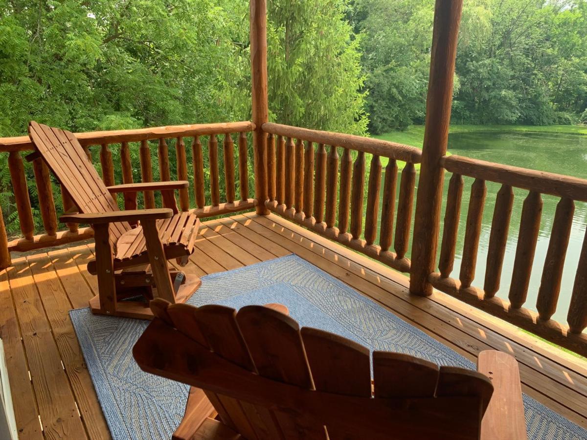 Waterview Lodge By Amish Country Lodging ミラーズバーグ エクステリア 写真