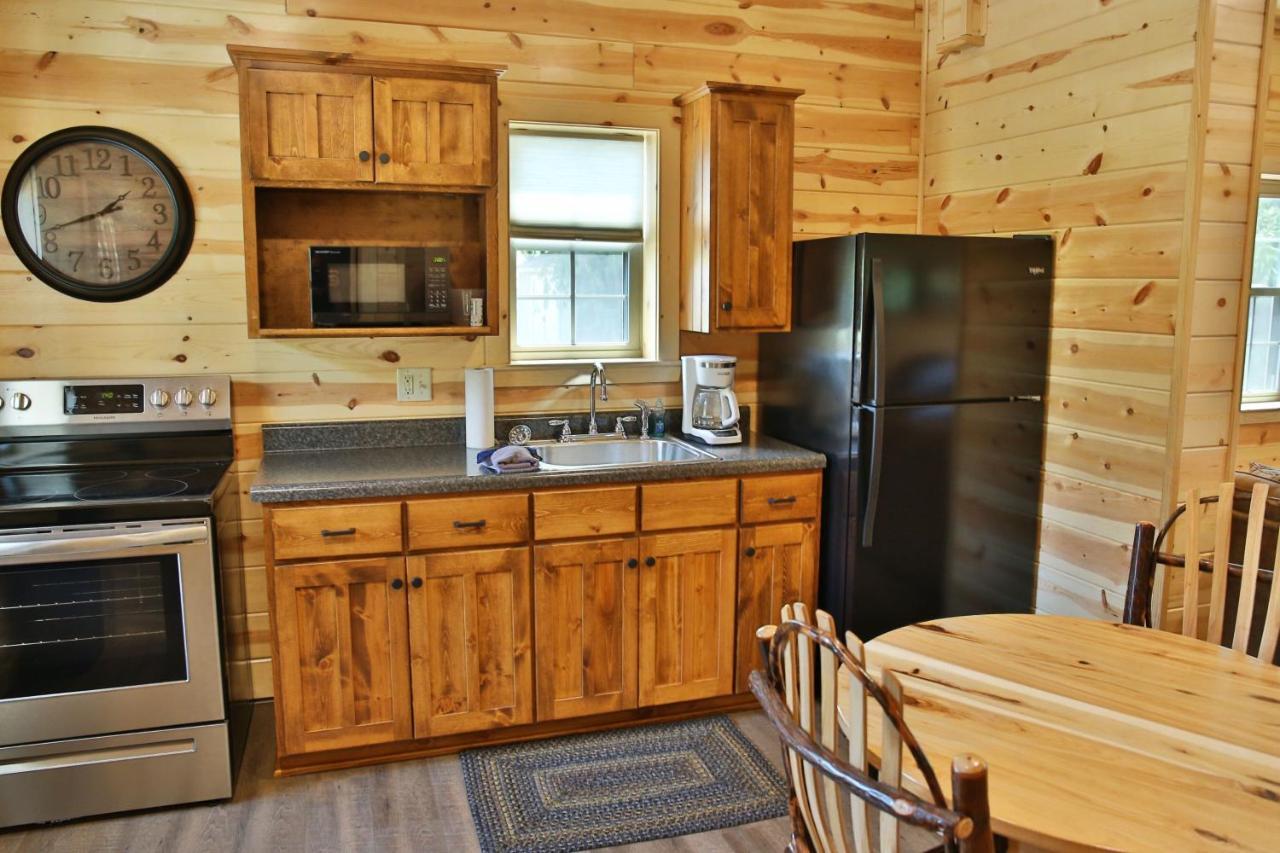 Waterview Lodge By Amish Country Lodging ミラーズバーグ エクステリア 写真