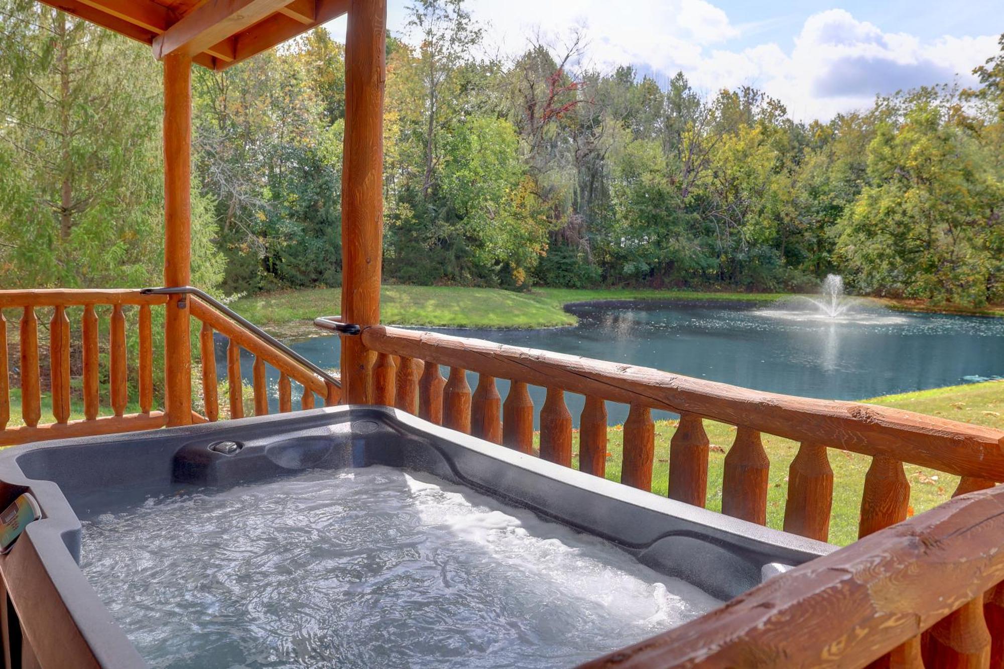 Waterview Lodge By Amish Country Lodging ミラーズバーグ エクステリア 写真